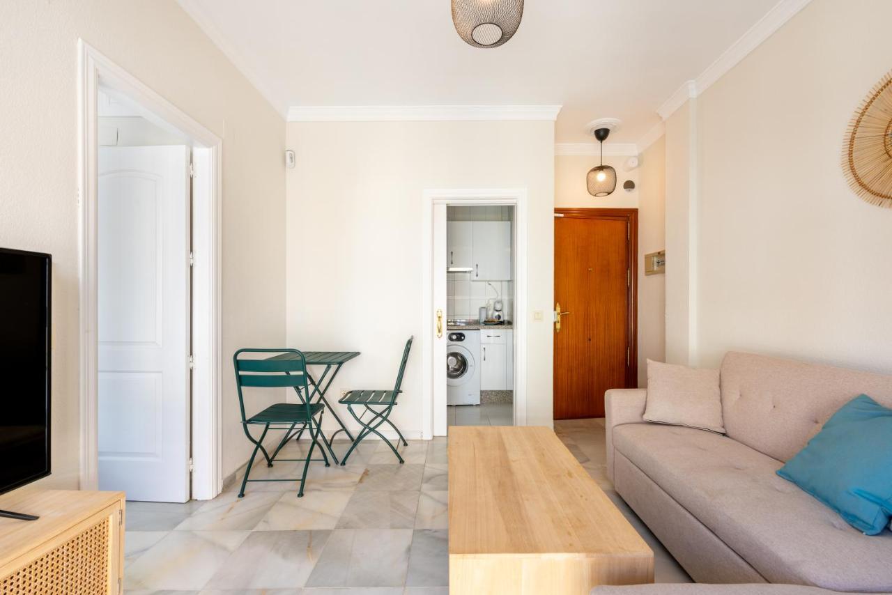 Apartamento Centrico La Victoria Apartment Malaga Exterior photo