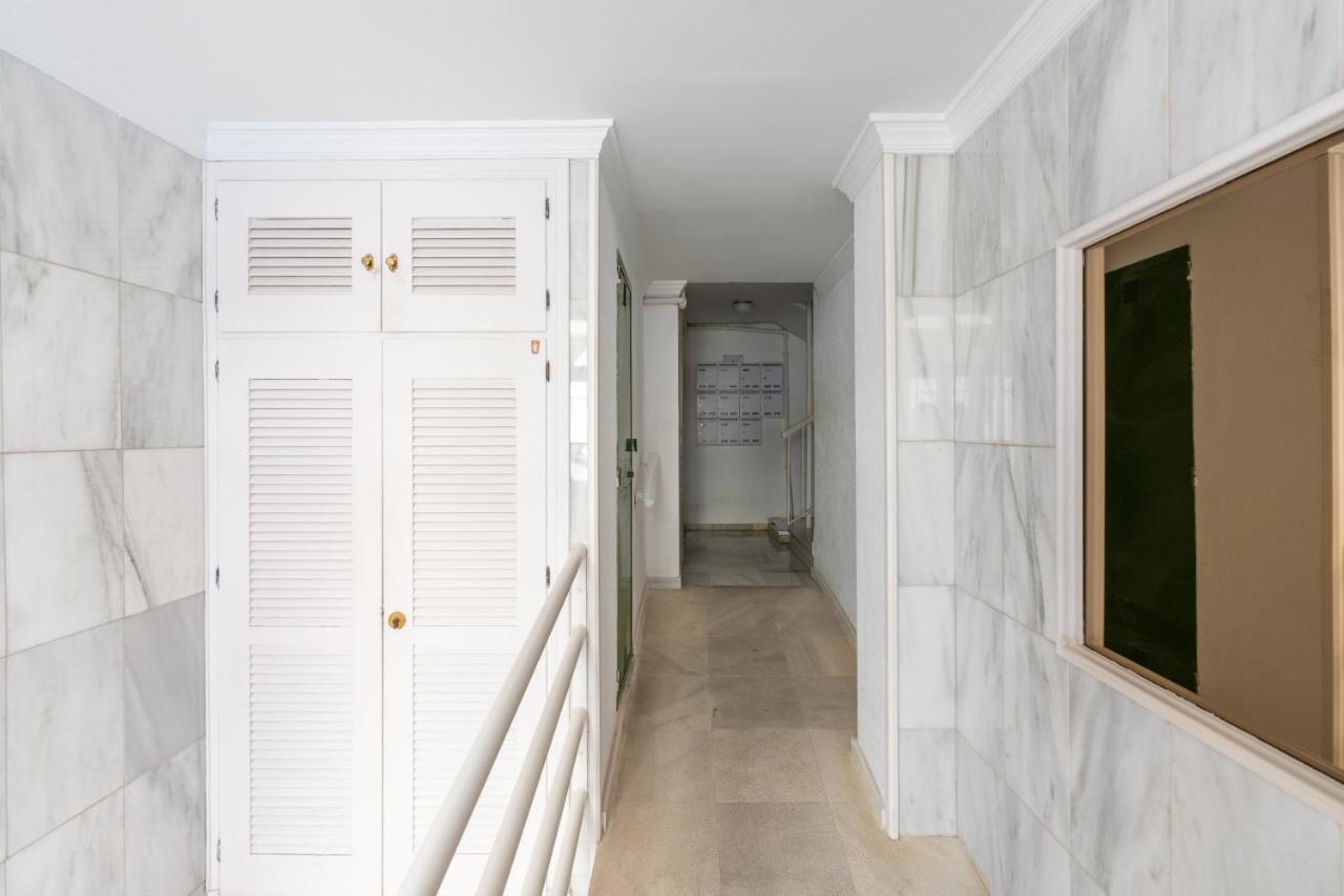 Apartamento Centrico La Victoria Apartment Malaga Exterior photo